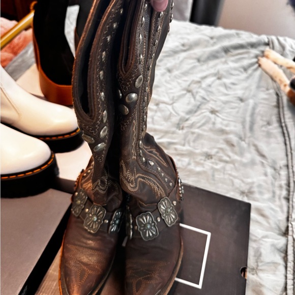 Lane Boots Women's Cognac Tall Cowgirl Boots - Picture 3 of 3